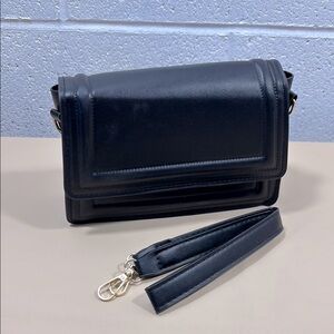 NWOT Elegant Black Leather Shoulder Bag​​​